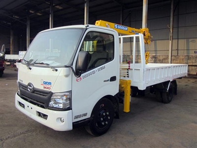 Xe tải Hino gắn cẩu Soosan - Hino 4,5 tấn gắn cẩu 2,2 tấn Soosan SCS263